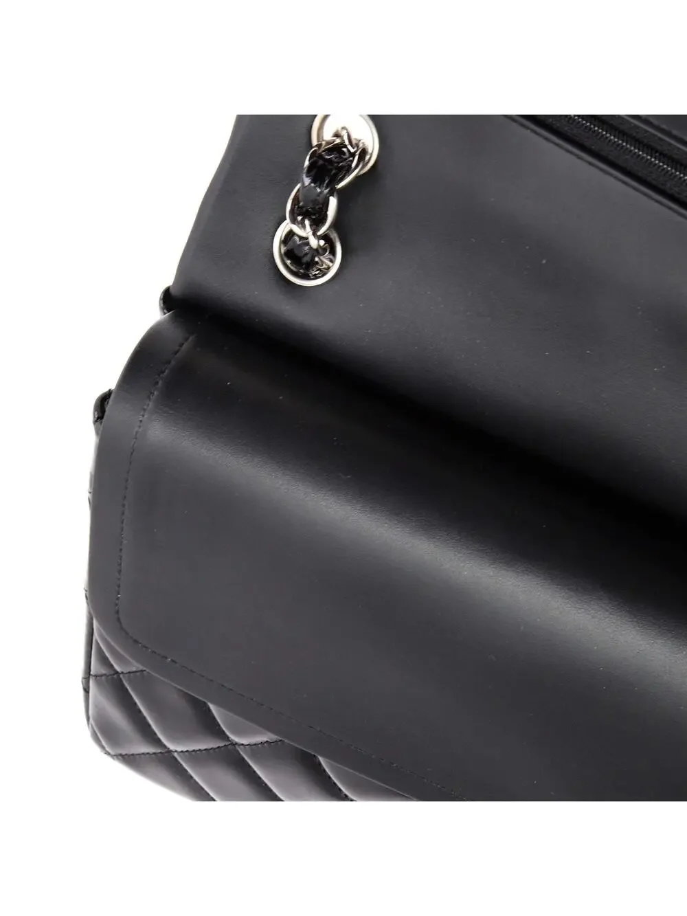 CHANEL elevate your